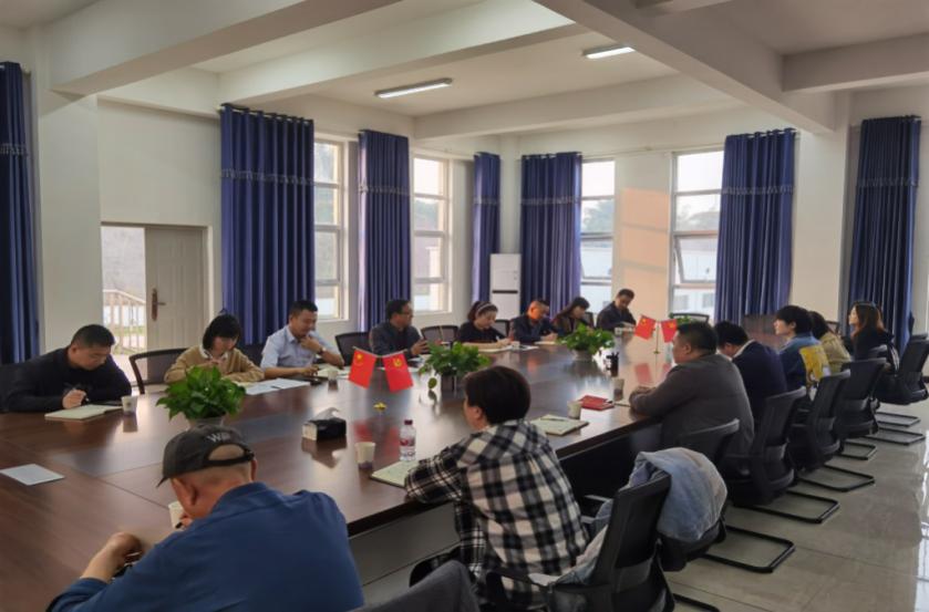 集團(tuán)公司二支部開展“重溫紅色記憶，牢記初心使命”主題黨日活動